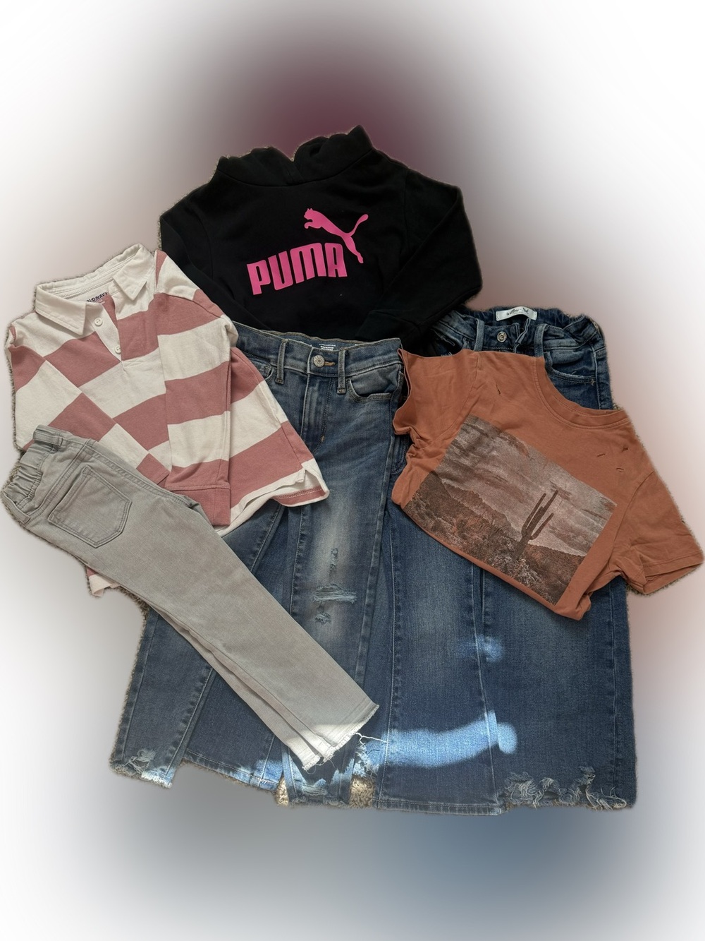 Girl’s Bundle 7 Pieces 4 Jeans & 3 Top Size 5 Buckle, Gap, Willow & Root